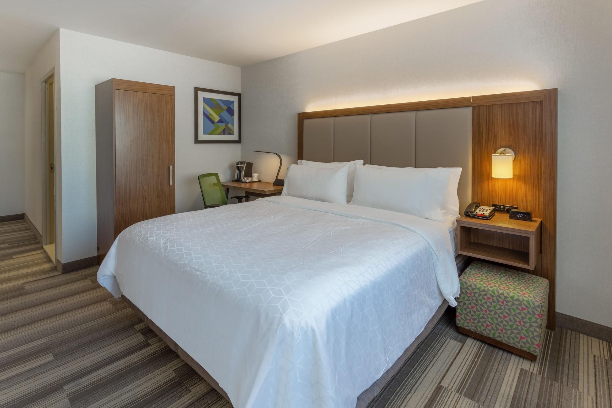 Holiday Inn Express Laguardia Airport, An Ihg Hotel New York Bagian luar foto