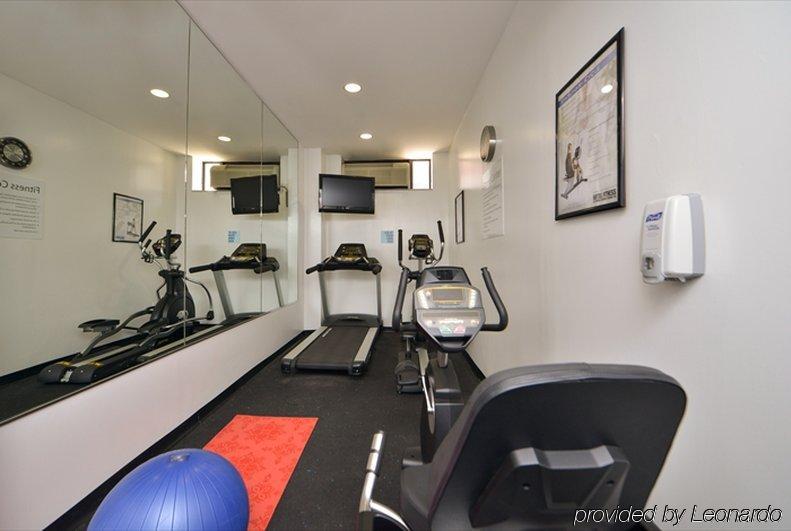 Holiday Inn Express Laguardia Airport, An Ihg Hotel New York Bagian luar foto